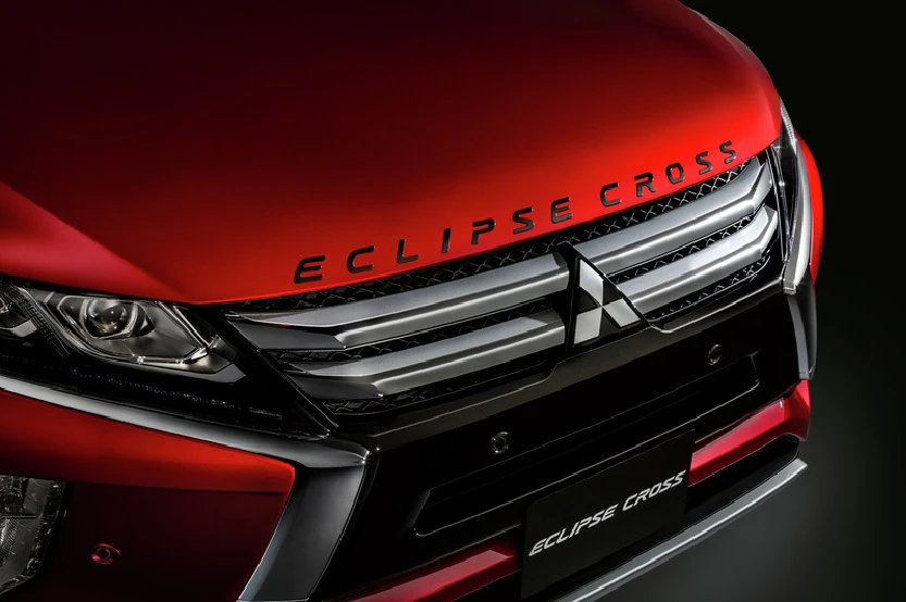 Motorhaubenemblem Eclipse Cross (1)