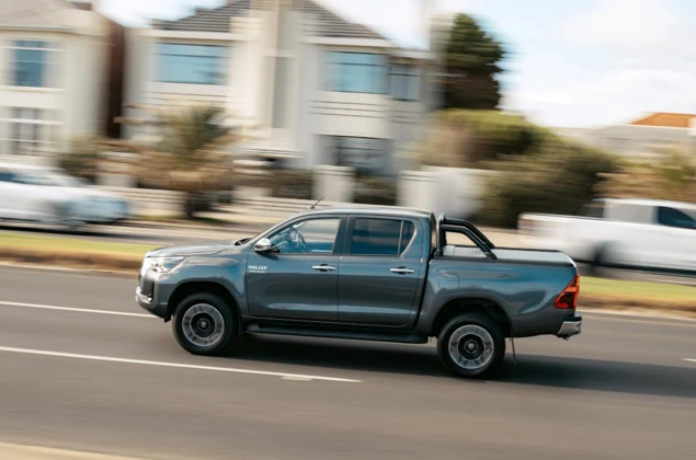 Aluminium-Rollo ERC-3000 - Schwarz, Doppelkabine