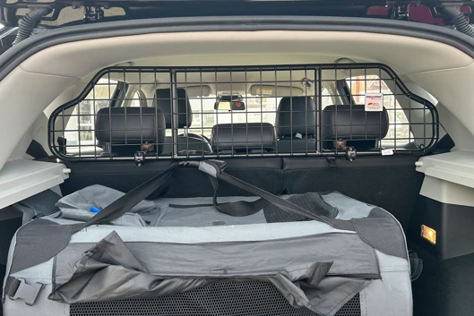 Gepäck- und Hundegitter, Stahlmaschen (1)