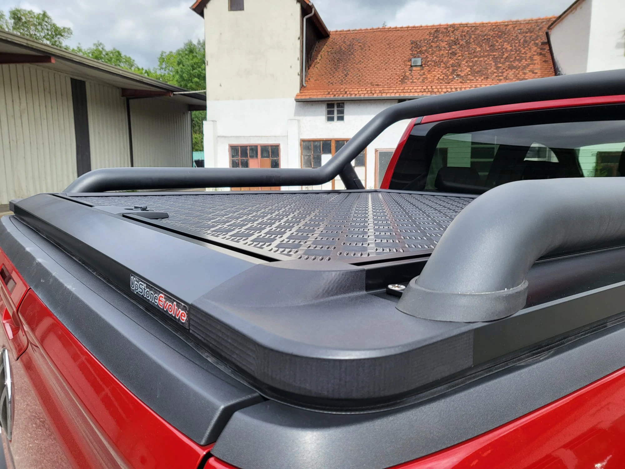 APUPEVOLR1600RLB_s5 (1)