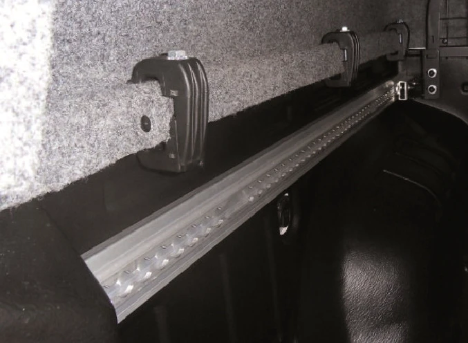 Business Hold Seitenschienensystem Doppelkabine (1)