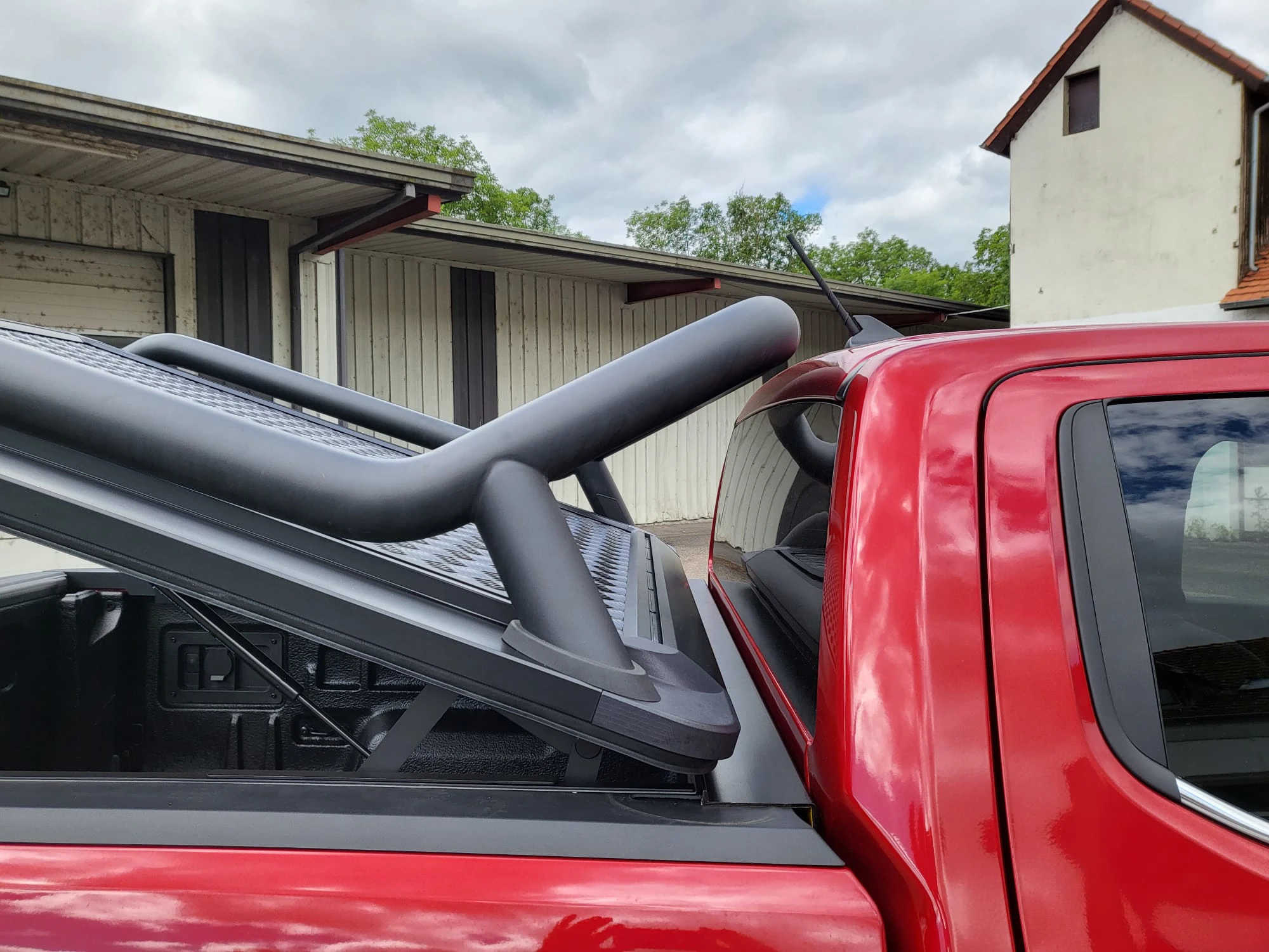 APUPEVOLR1600BRLB_b3 (1)