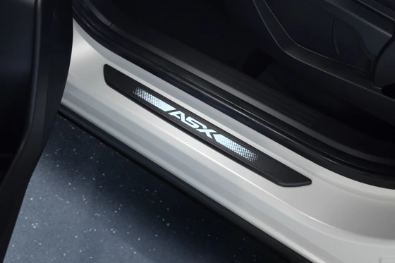 Einstiegsleisten-Satz, beleuchtet (1)