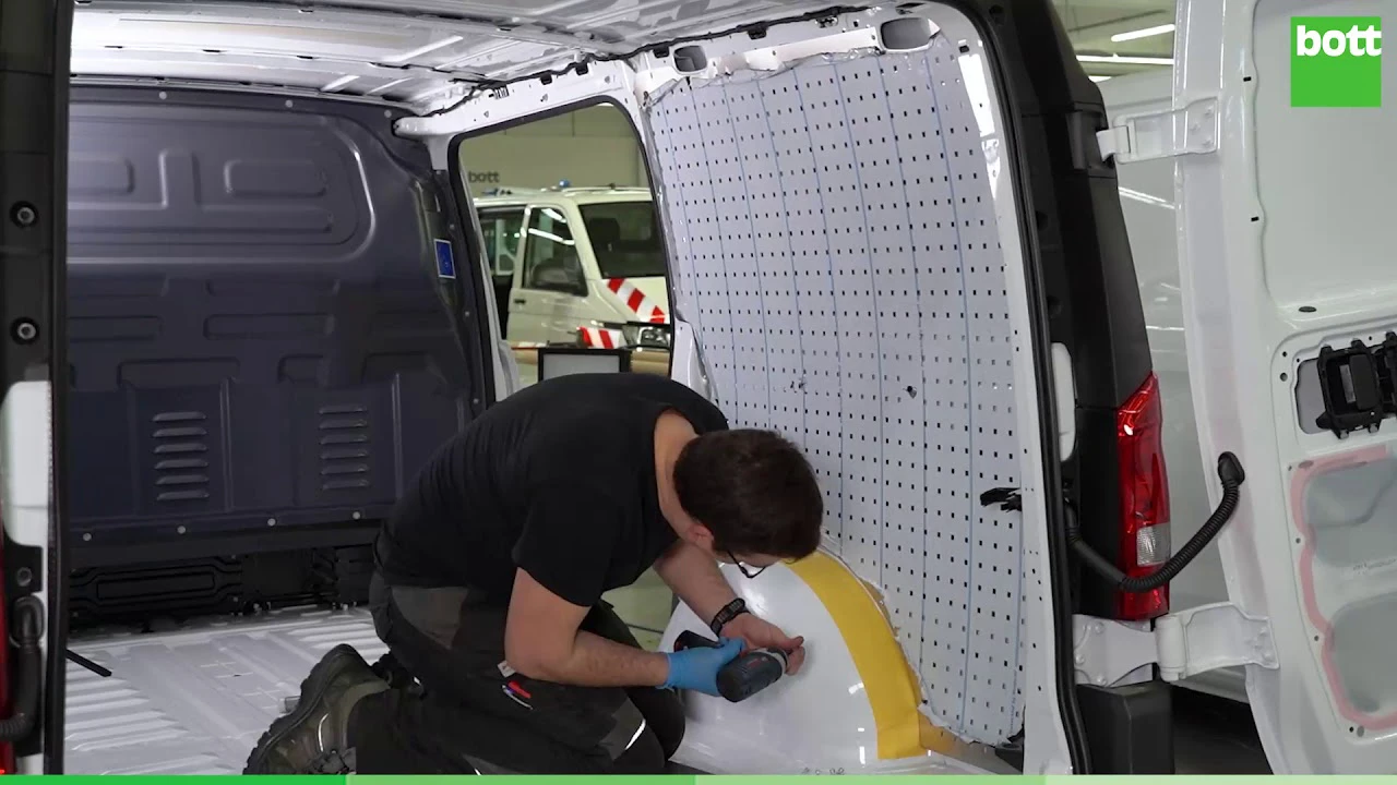 Seitenwandverkleidung