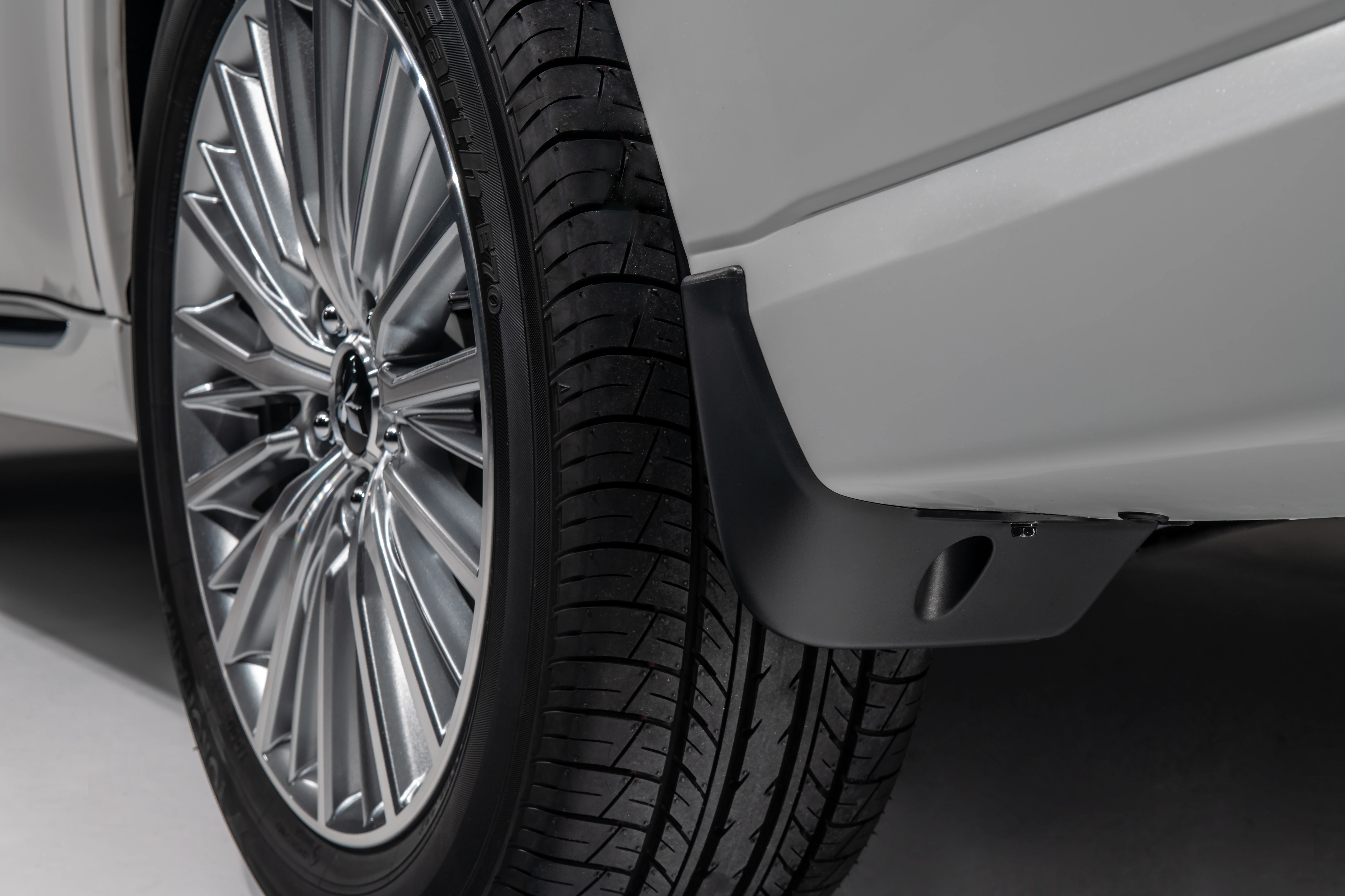 Schmutzfänger-Satz vorne (57)