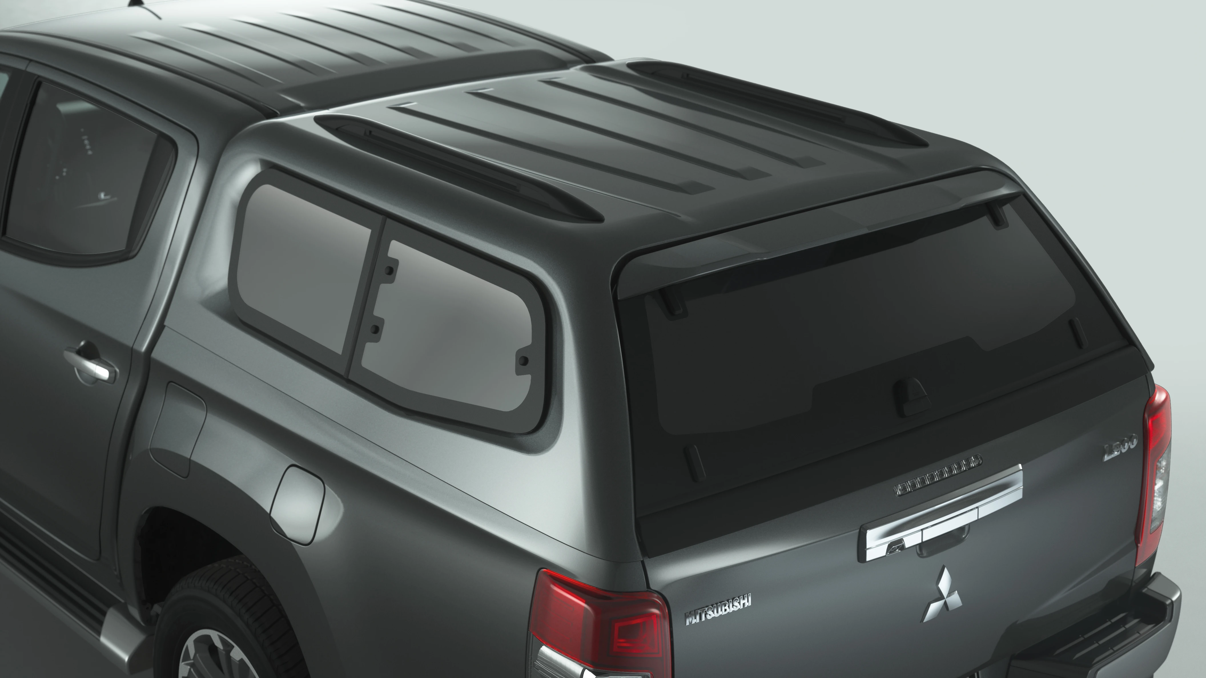 Premium Hardtop, ausstellbare Seitenfenster, Sterling Silber