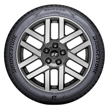 WR Alu 18, Bridgestone LM005 235/60 R18 107V XL,RE