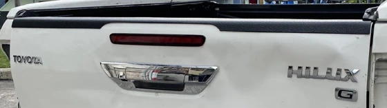 Laderaumwanne über Kante Doppelkabine Invincible