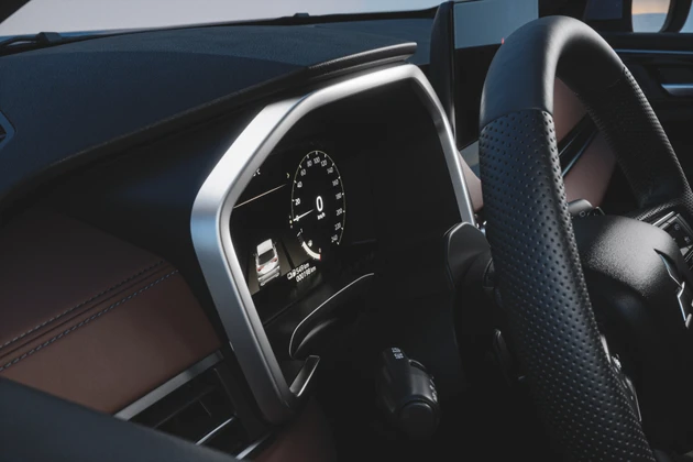 Kombiinstrumentumrandung, Silber