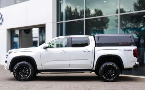 Hardtop Rhinoman XPEDITION für Doppelkabine (14)