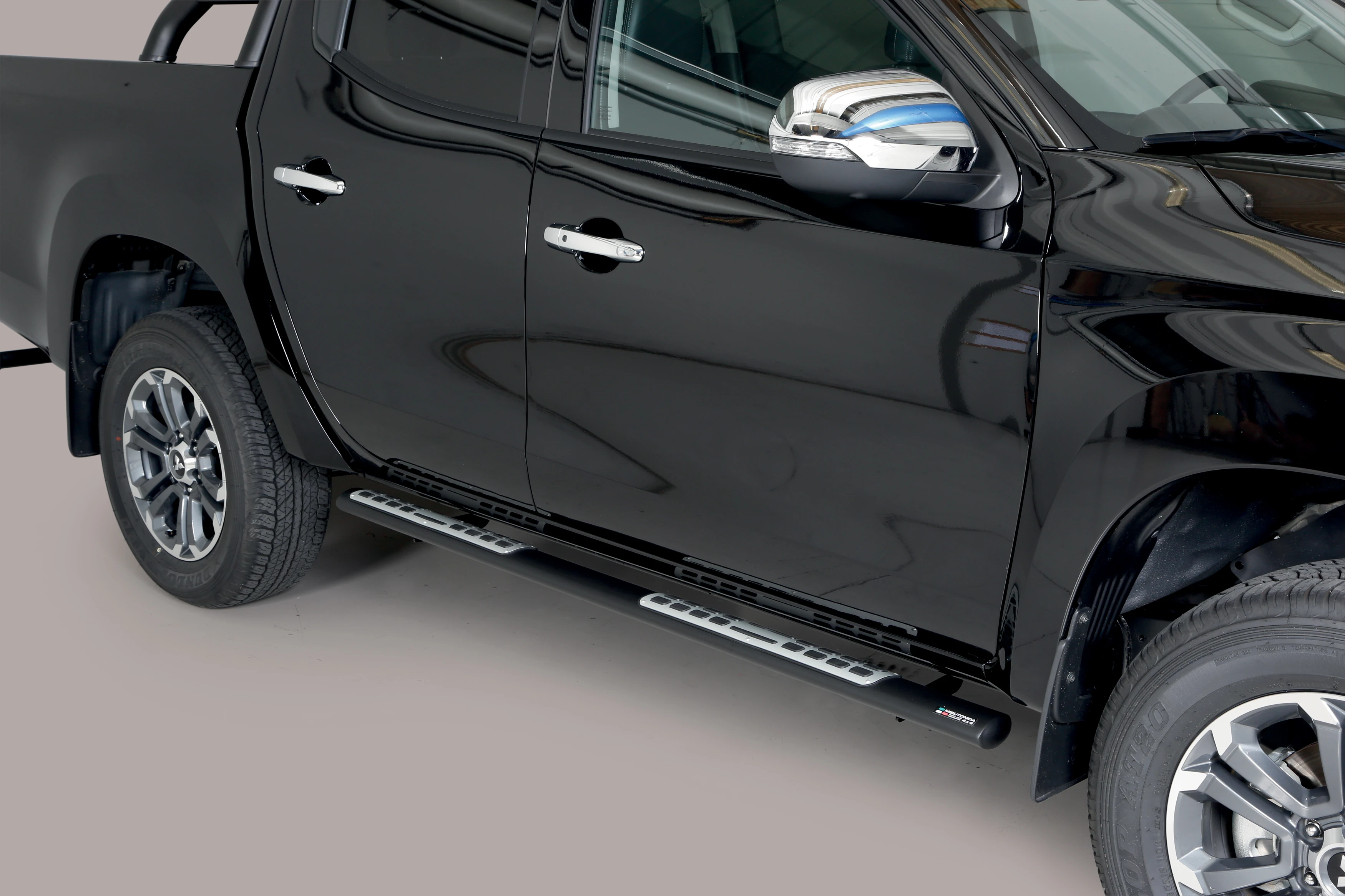 Trittrohr-Satz - Schwarz für Doppelkabine (3)