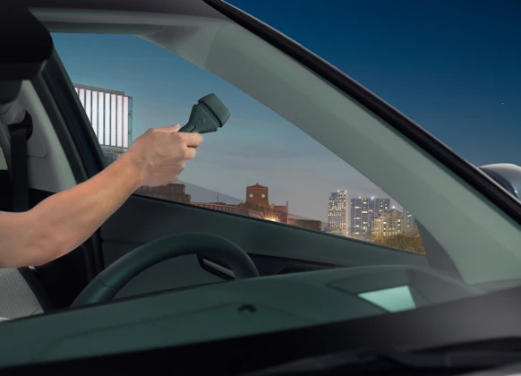 Hyundai Notfallhammer mit Gurtschneider, grau