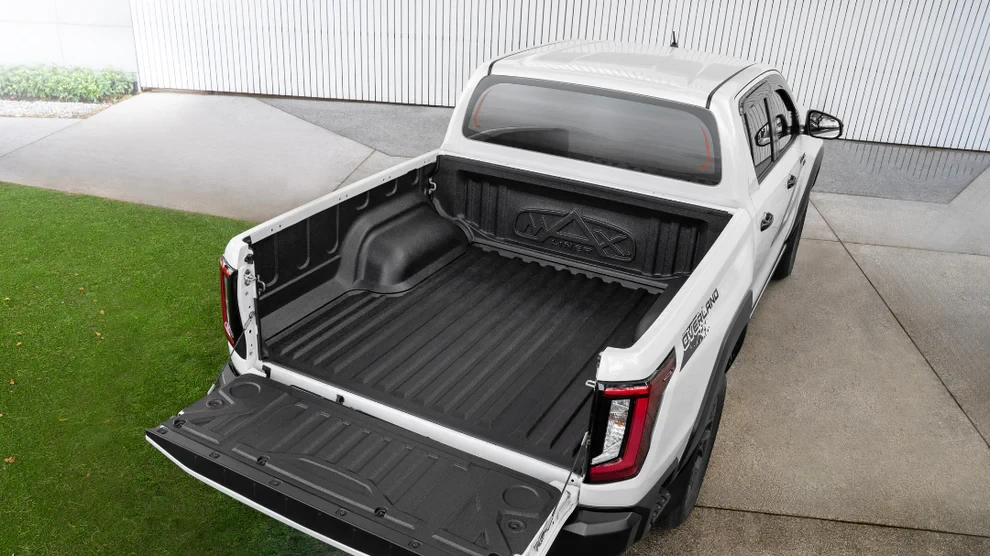 Toyota Toyota Hilux Bev My26 Laderaumwanne Unter Kante 5 Teilig Bild L